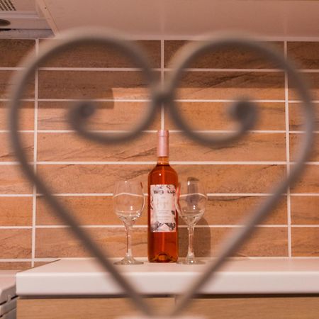Sweet Memory Apartment Толон Екстериор снимка